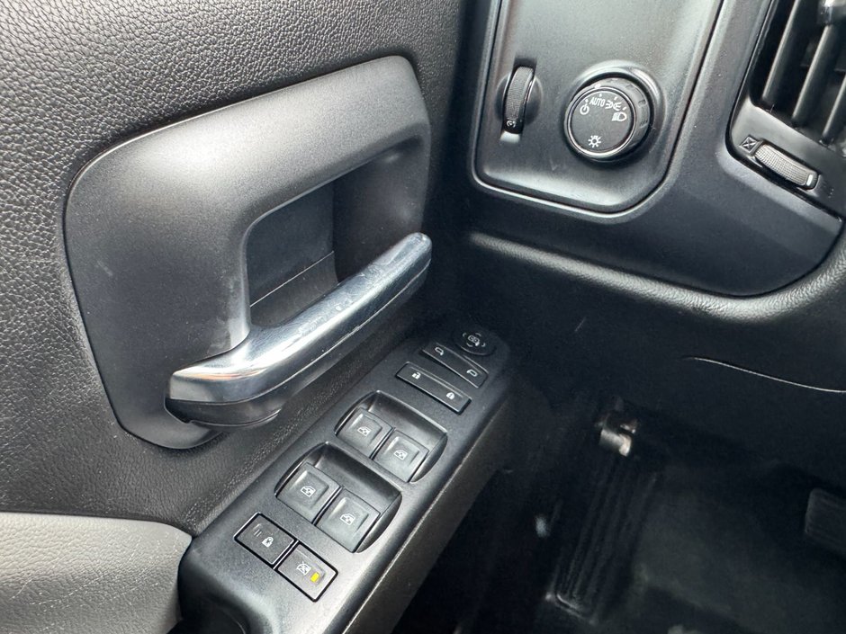 2018 Chevrolet Silverado 1500-13