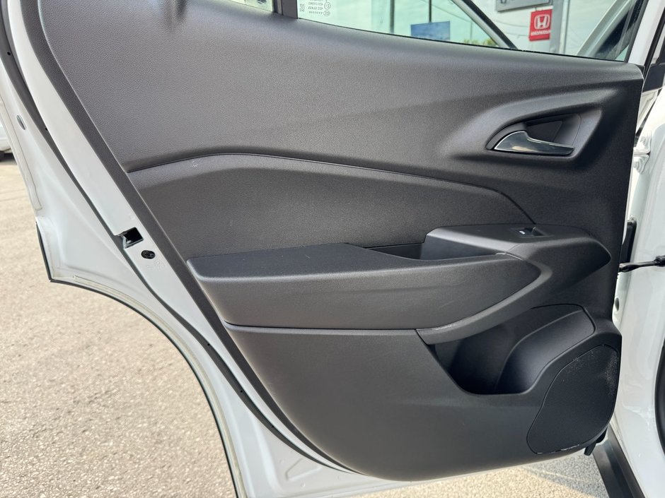 2024 Chevrolet Trax ACTIV-25