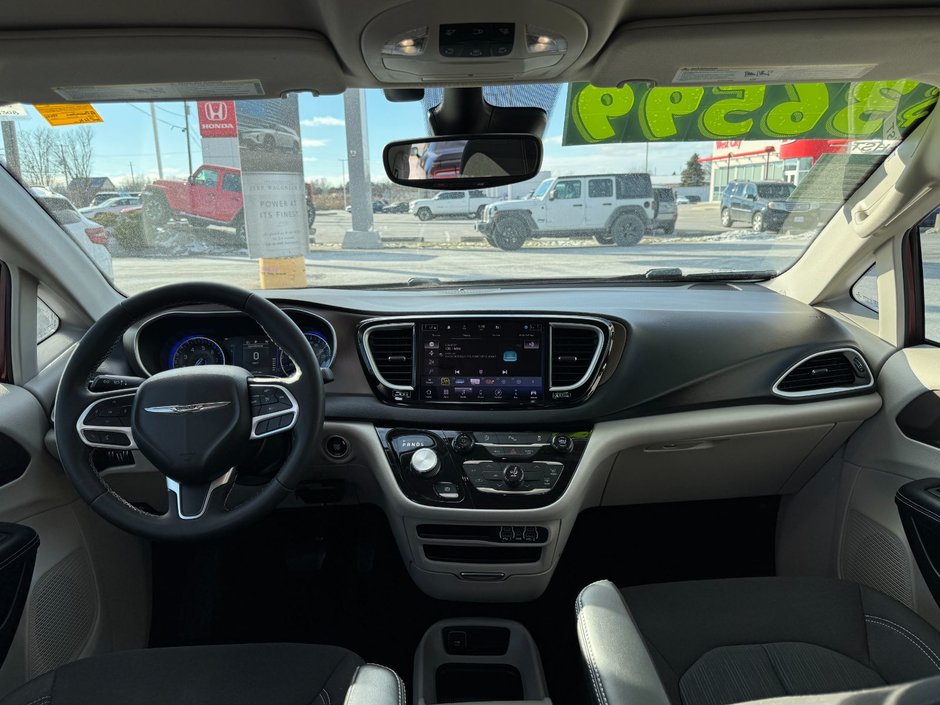 Chrysler Grand Caravan SXT 2022-11