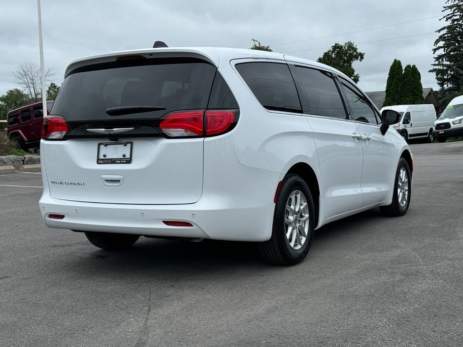 2024 Chrysler Grand Caravan SXT