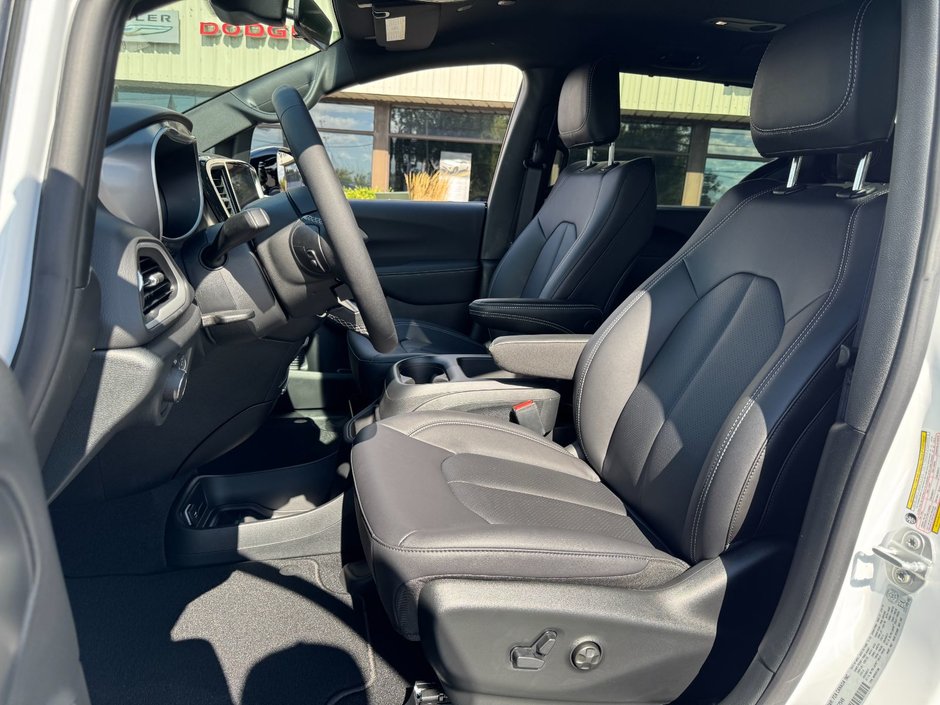 Chrysler Grand Caravan SXT 2026