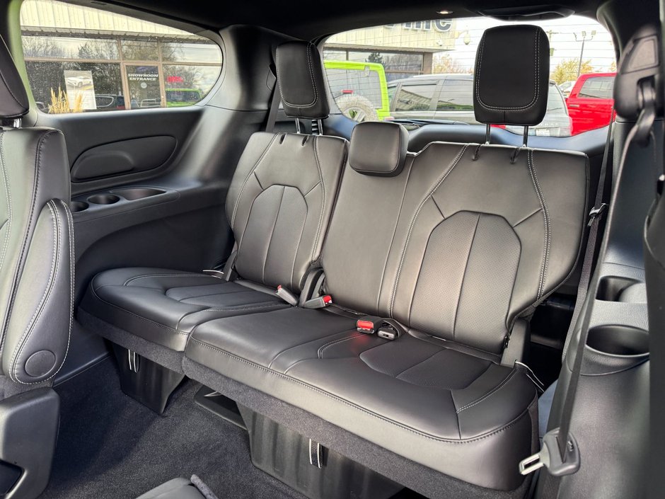 2026 Chrysler Grand Caravan SXT