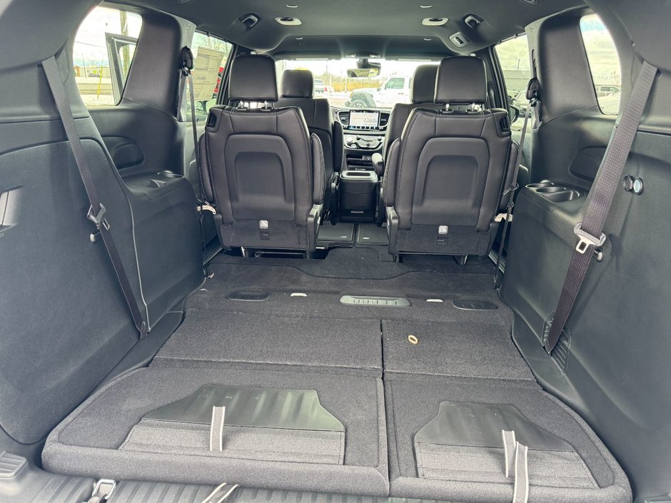 2026 Chrysler Grand Caravan SXT