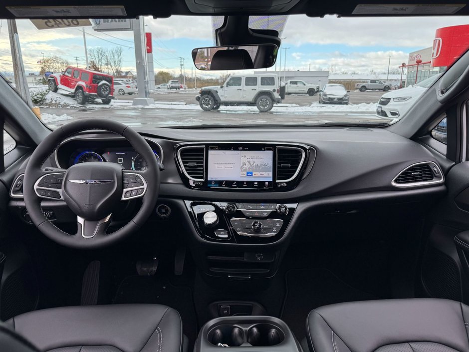 2026 Chrysler Grand Caravan SXT