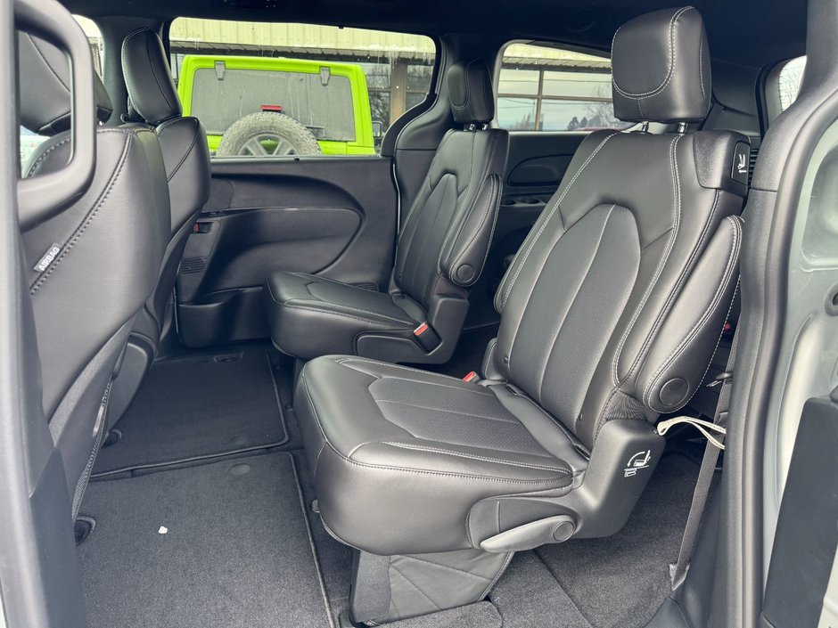 2026 Chrysler Grand Caravan SXT