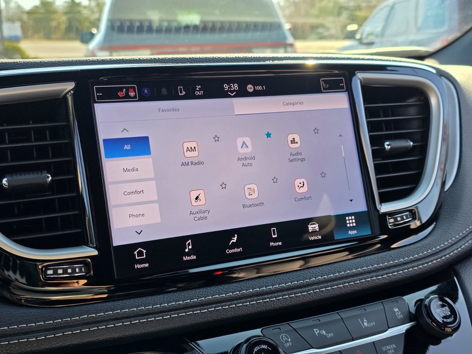 2024 Chrysler Pacifica Touring-L-31
