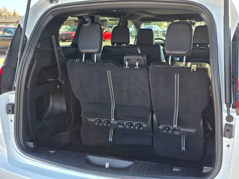 2024 Chrysler Pacifica Touring-L-58
