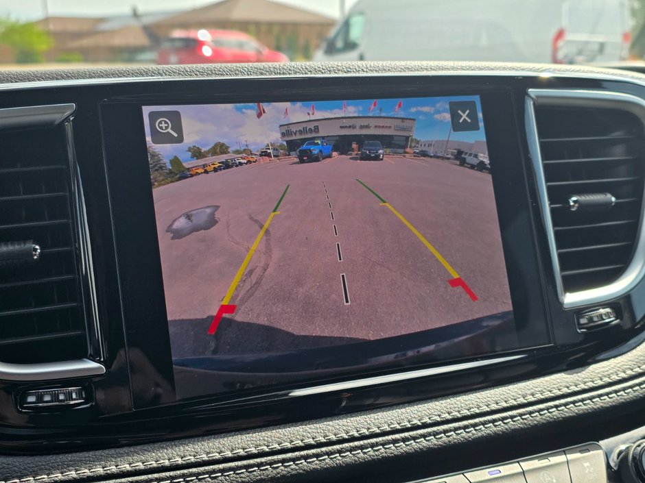 Chrysler Pacifica LIMITED AWD 2025
