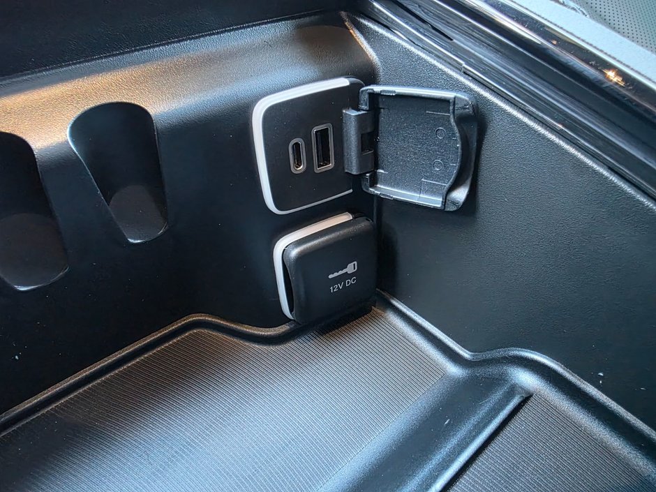 Chrysler Pacifica LIMITED AWD 2025