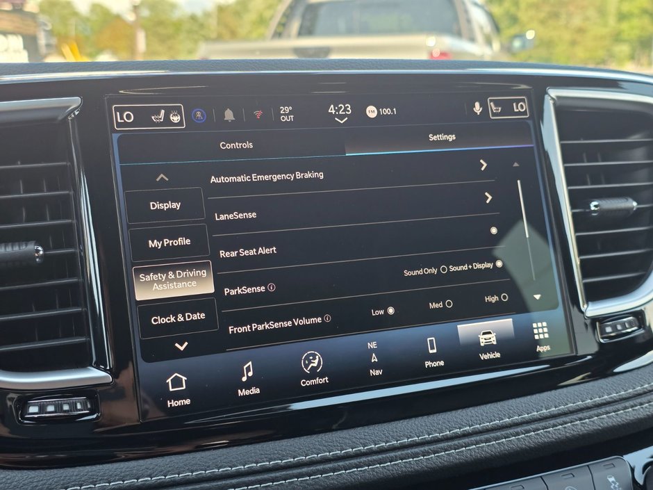 Chrysler Pacifica LIMITED AWD 2025