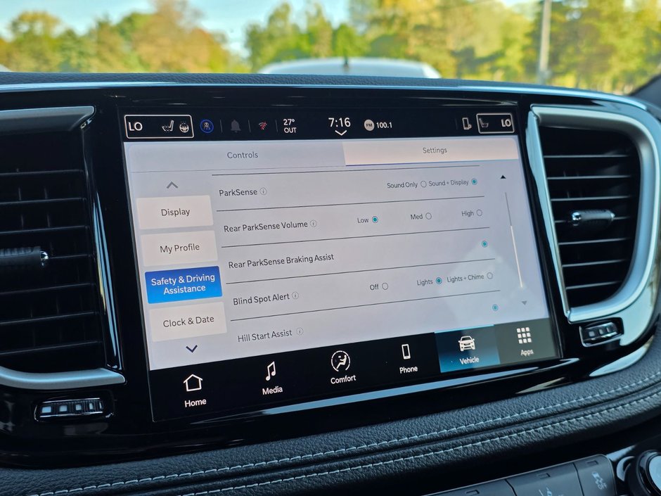 Chrysler PACIFICA SELECT AWD 2026