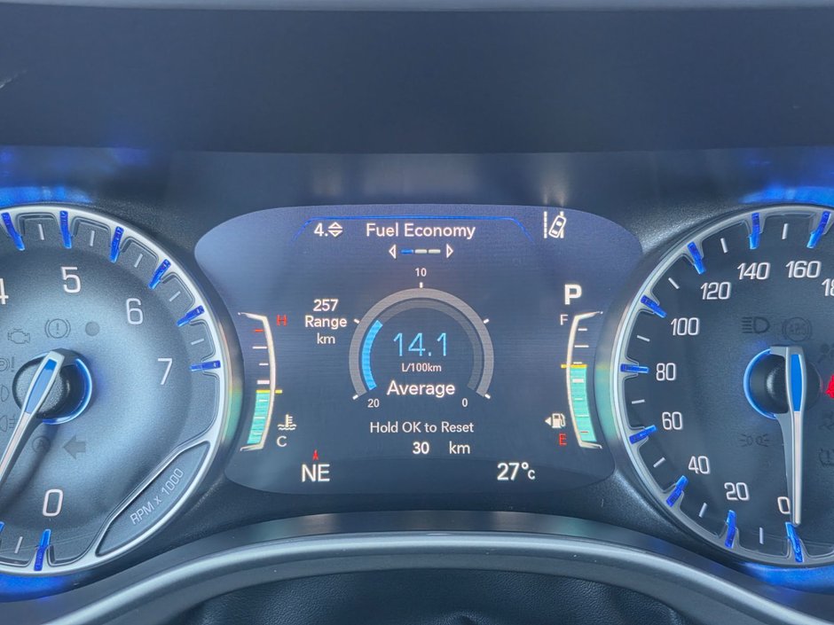 Chrysler PACIFICA SELECT AWD 2026