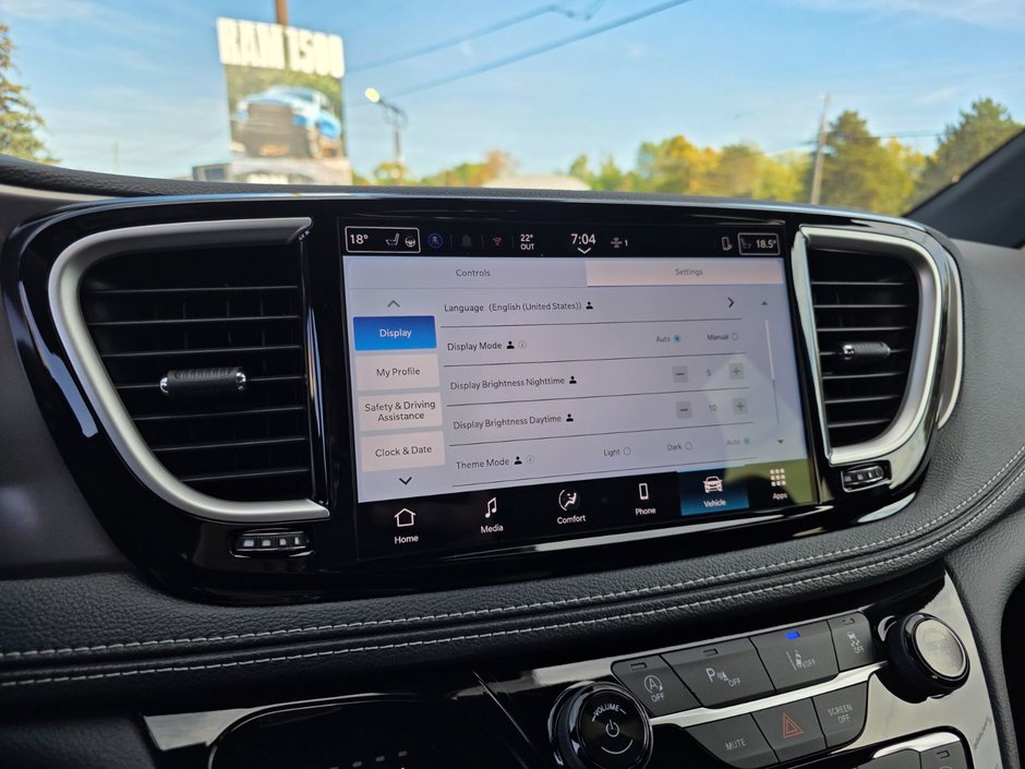 Chrysler PACIFICA SELECT AWD 2026