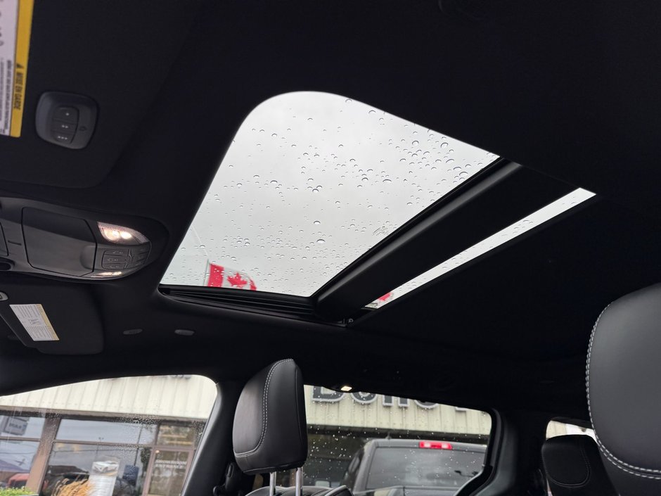 Chrysler PACIFICA LIMITED AWD 2026