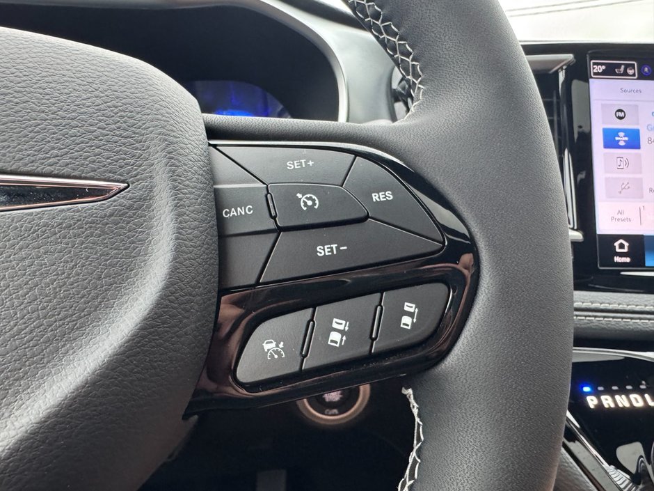 Chrysler PACIFICA LIMITED AWD 2026