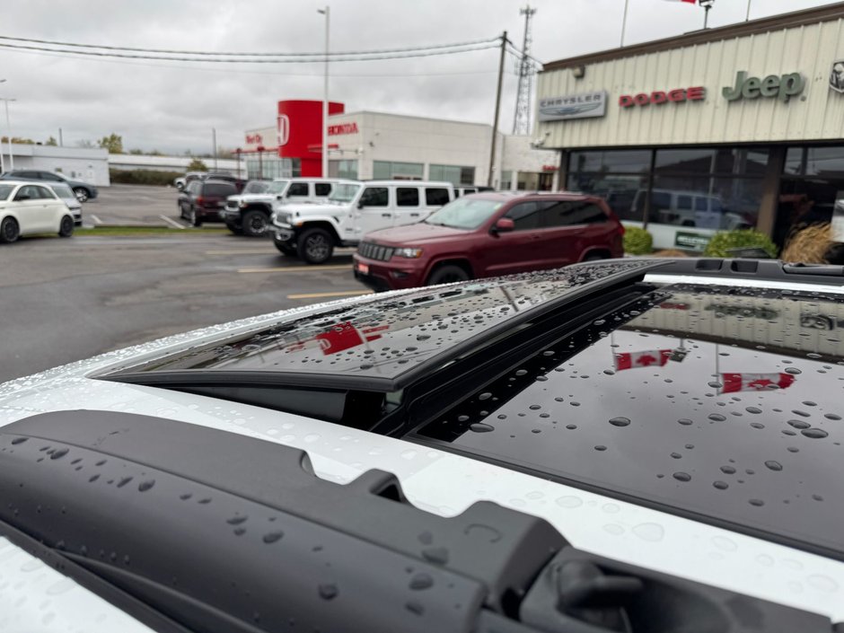 Chrysler PACIFICA LIMITED AWD 2026