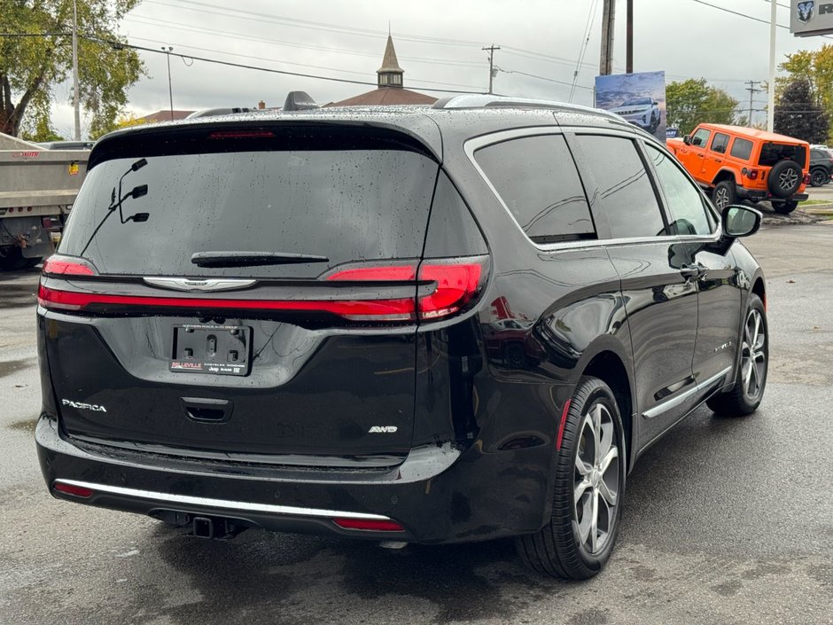 2026 Chrysler Pacifica PINNACLE
