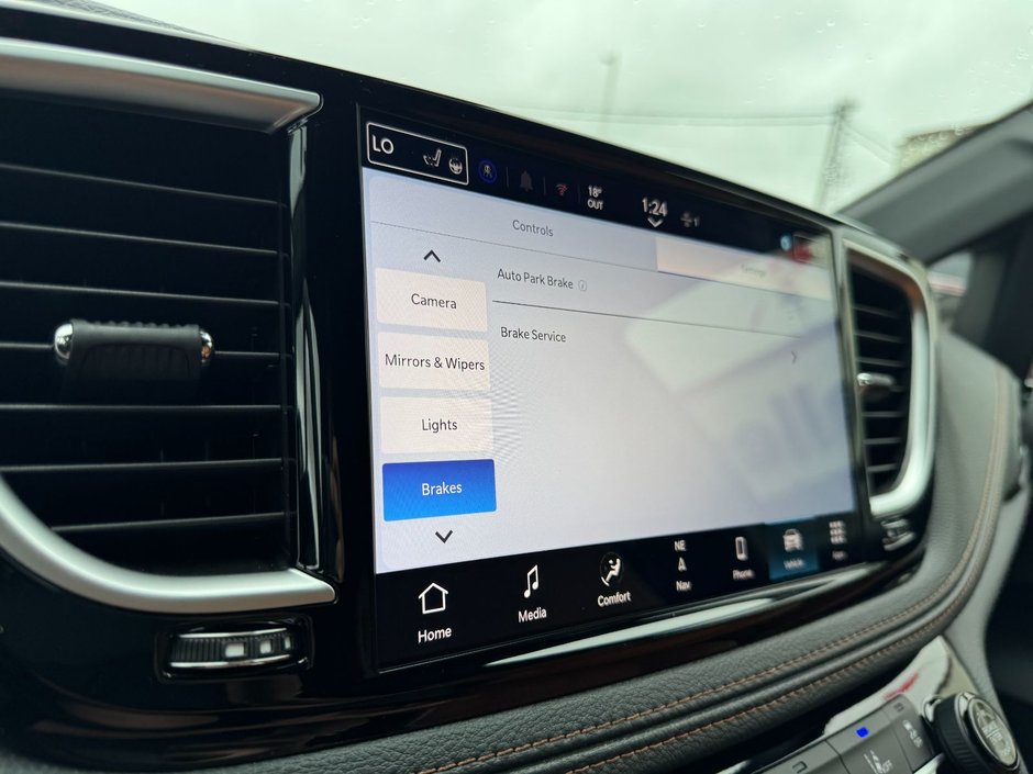 2026 Chrysler Pacifica PINNACLE