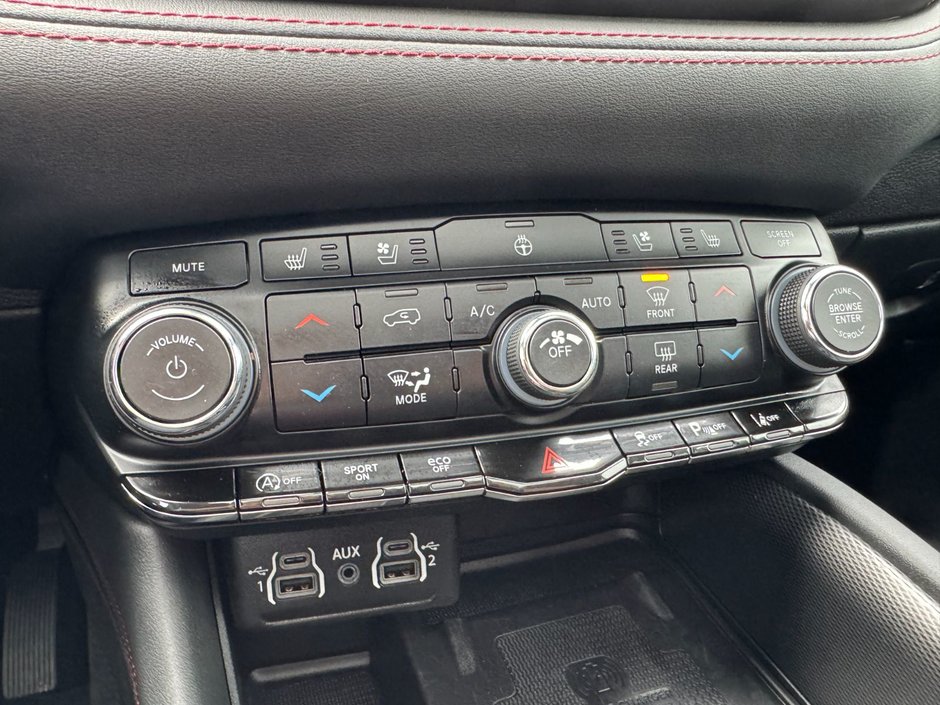 2023 Dodge Durango GT GT Plus / AWD / Heated Leather Seats