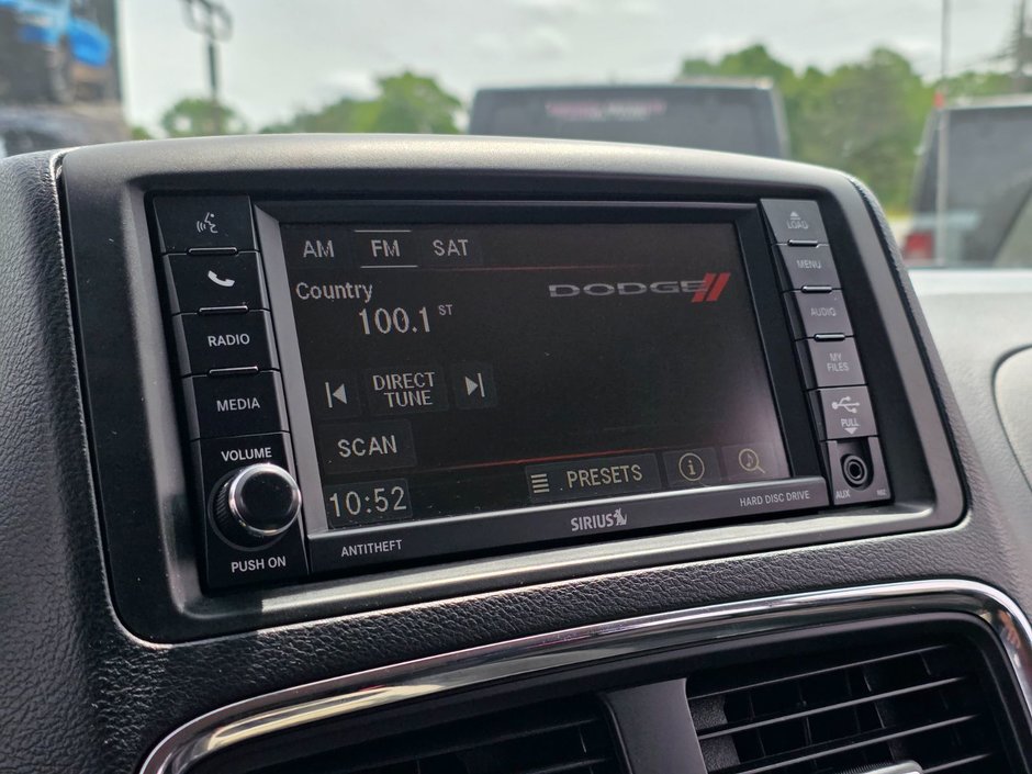 2016 Dodge Grand Caravan Crew