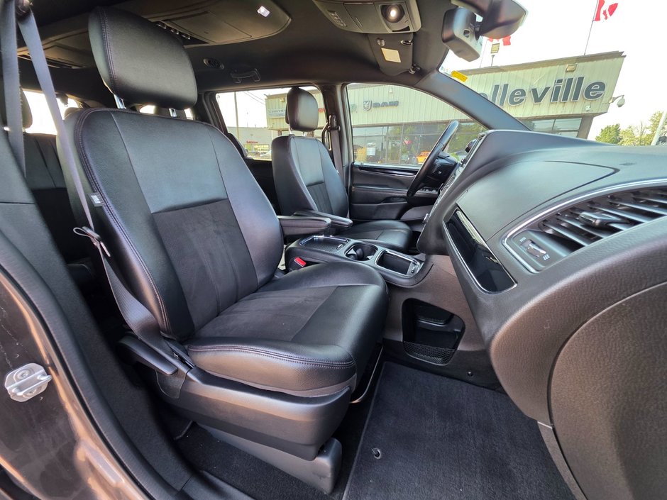 Dodge Grand Caravan Premium Plus 2020 Premium Plus / DVD / Power Doors