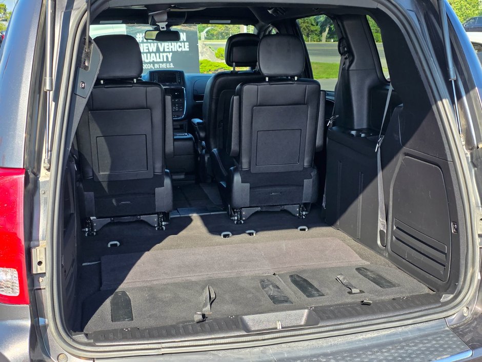 Dodge Grand Caravan Premium Plus 2020 Premium Plus / DVD / Power Doors