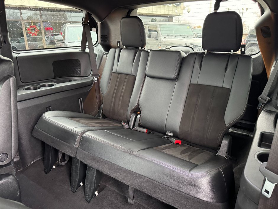 2020 Dodge Grand Caravan Premium Plus Premium Plus / DVD Video