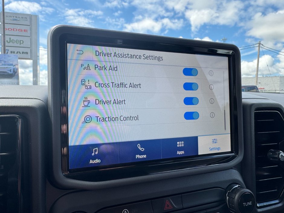2023 Ford BRONCO SPORT Outer Banks Outer Banks / Heated Seats