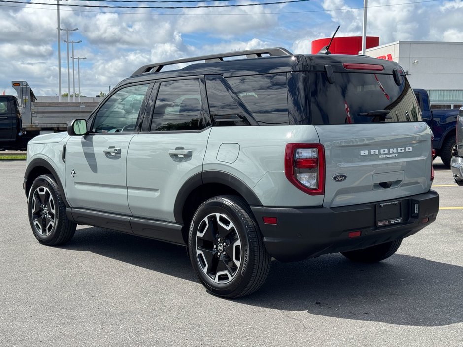 2023 Ford BRONCO SPORT Outer Banks Outer Banks / Heated Seats