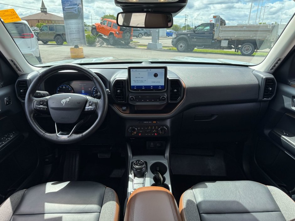 2023 Ford BRONCO SPORT Outer Banks Outer Banks / Heated Seats