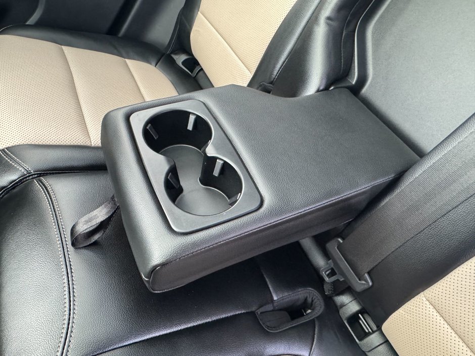 Ford Escape Titanium 2021-32