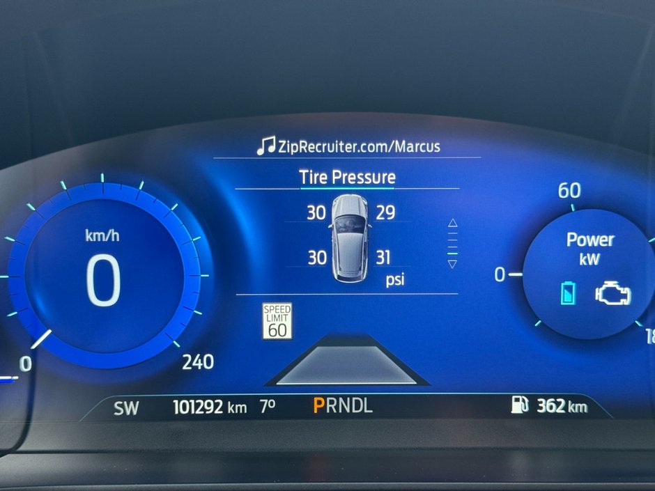 Ford Escape Titanium 2021-15