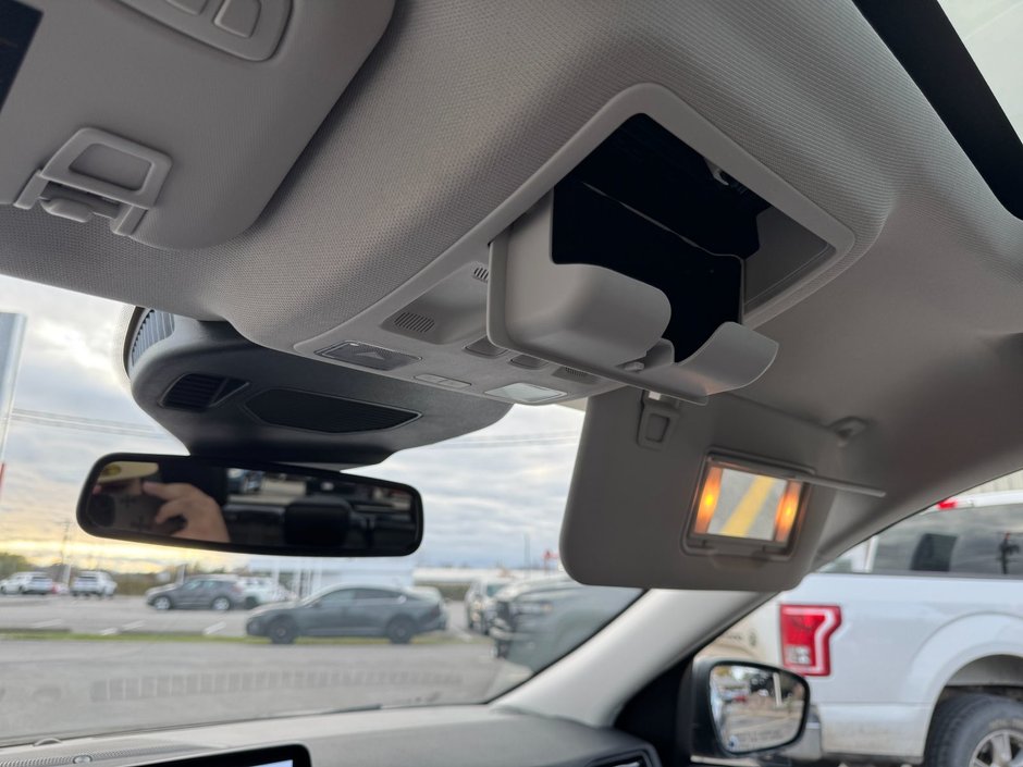 Ford Escape Titanium 2021-25