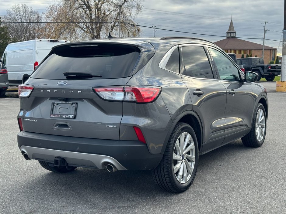 Ford Escape Titanium 2021-2