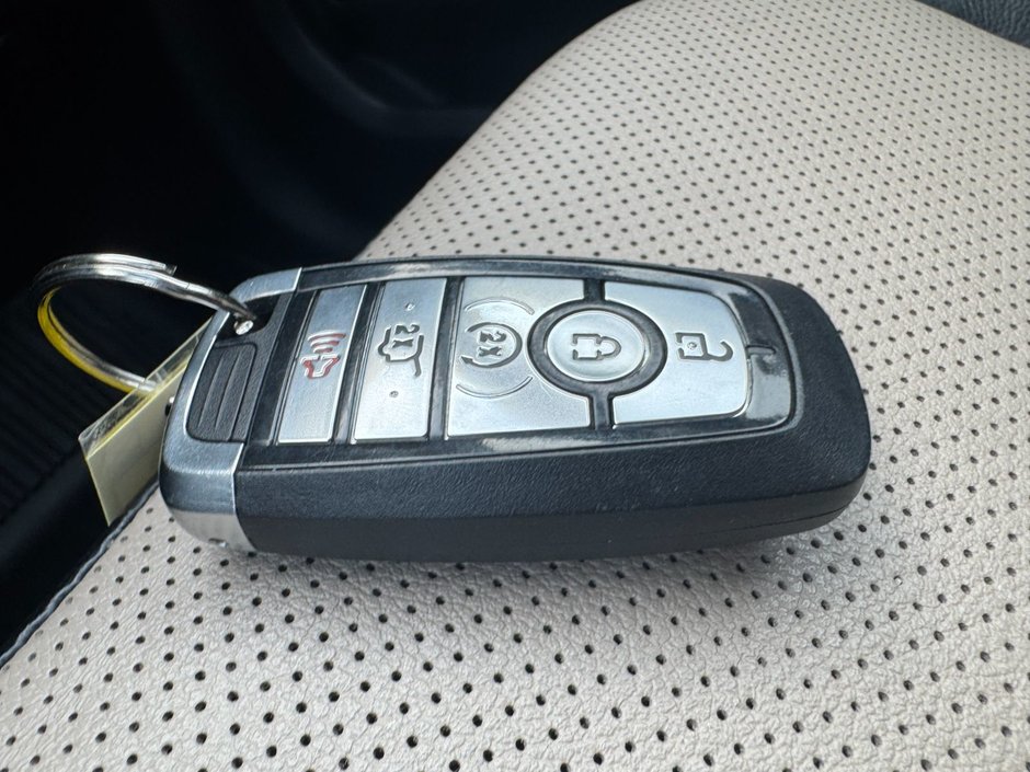 Ford Escape Titanium 2021-9