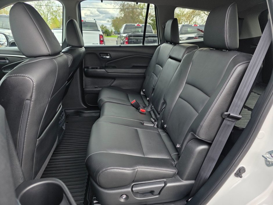 2022 Honda Pilot EX-L EX-L / Moonroof / 3rd row seats