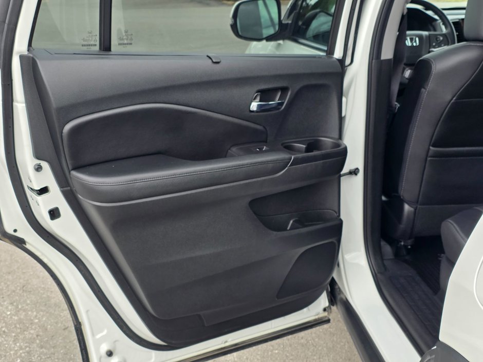 2022 Honda Pilot EX-L EX-L / Moonroof / 3rd row seats
