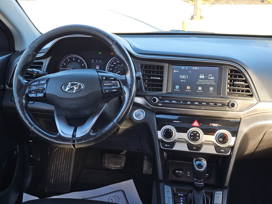 Hyundai Elantra Preferred 2019-8