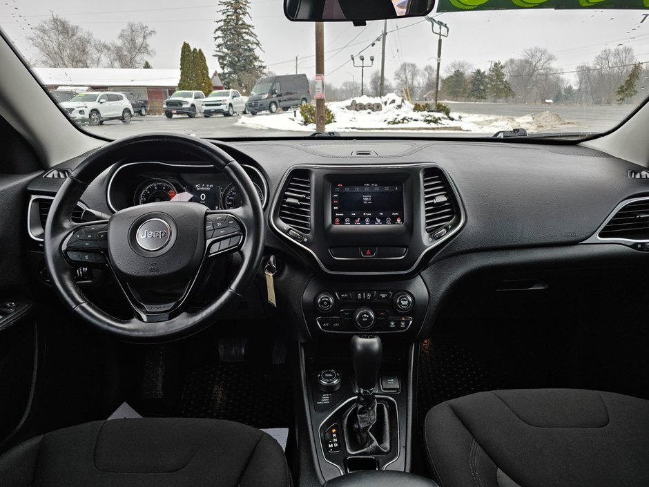 2019 Jeep Cherokee North-9