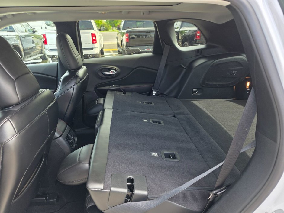 2020 Jeep Cherokee Trailhawk Elite Alpine Sound / Blind Spot Monitoring