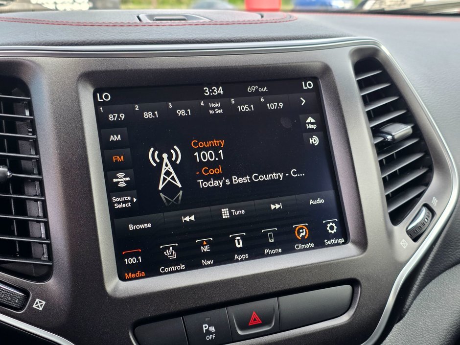2020 Jeep Cherokee Trailhawk Elite Alpine Sound / Blind Spot Monitoring