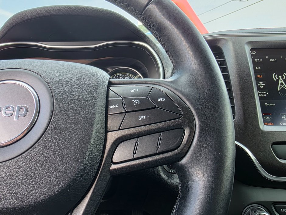 2020 Jeep Cherokee Trailhawk Elite Alpine Sound / Blind Spot Monitoring