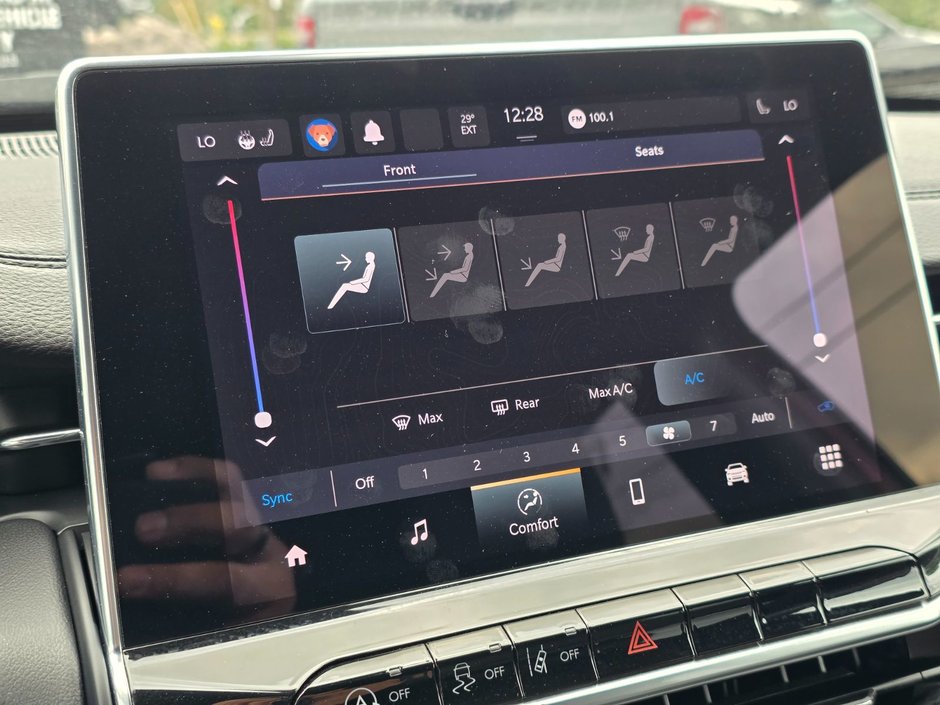 2022 Jeep Compass Limited Limited / Heated Seats and Steering
