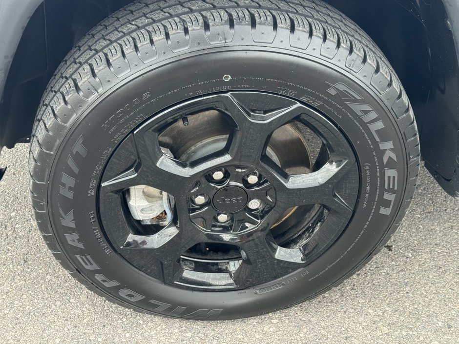 2023 Jeep Compass Trailhawk Trailhawk / Sunroof / 4x4