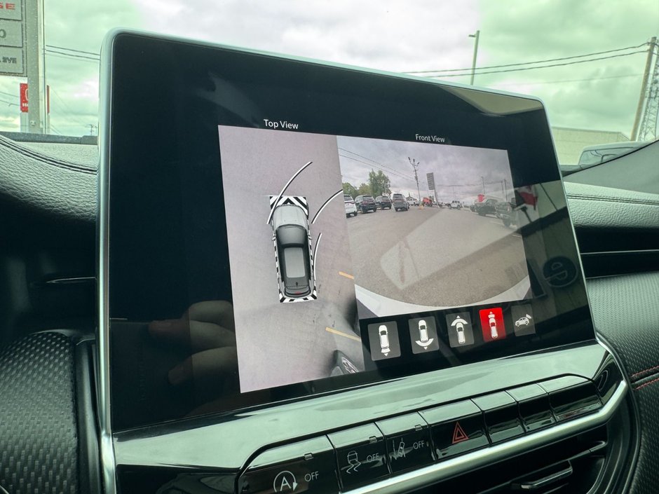 2023 Jeep Compass Trailhawk Trailhawk / Sunroof / 4x4