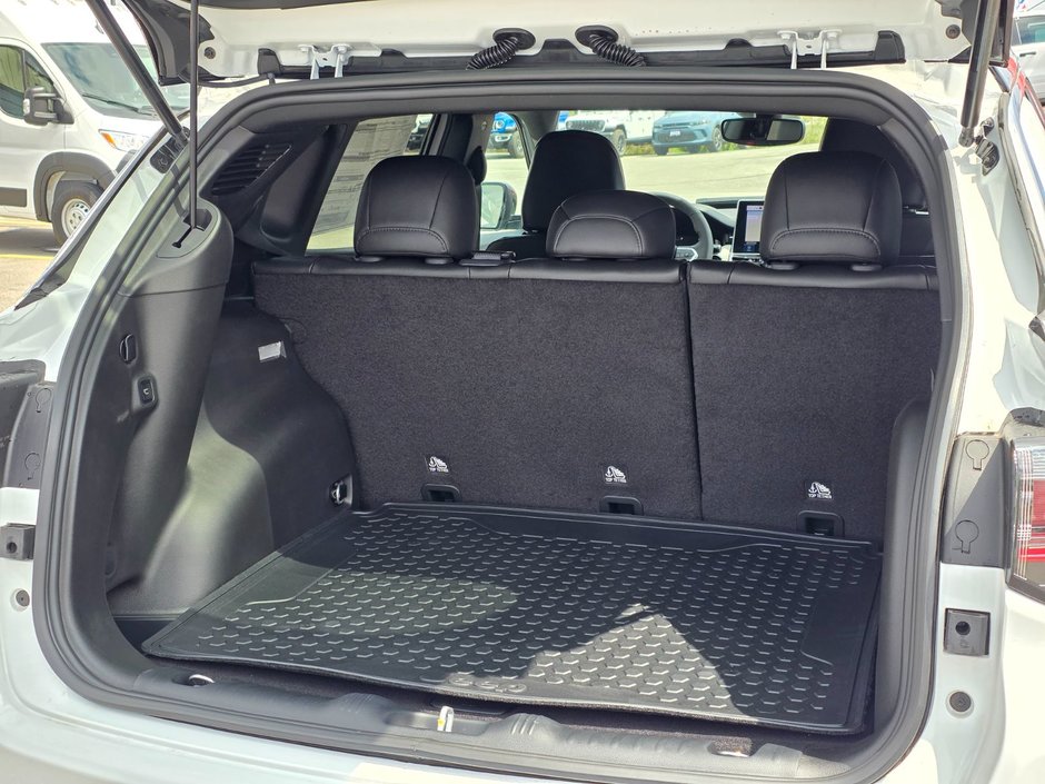 2025 Jeep Compass LIMITED-46