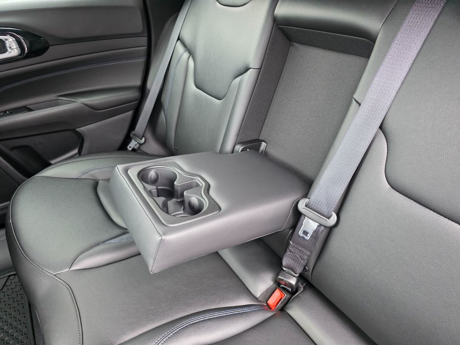 2025 Jeep Compass ALTITUDE In-Stock - TARIFF PROTECTED PRICING!