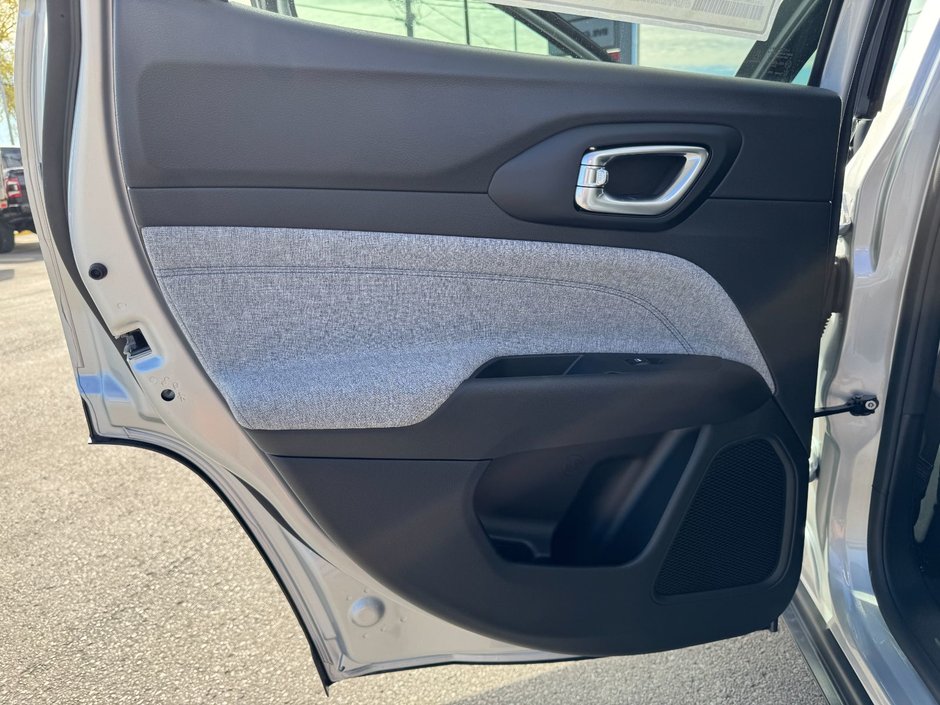 2026 Jeep COMPASS NORTH