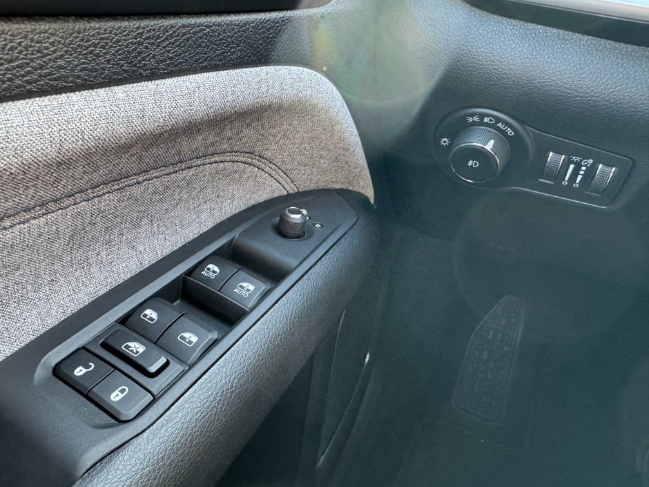 2026 Jeep COMPASS NORTH