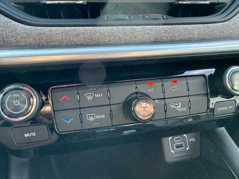 2026 Jeep COMPASS NORTH